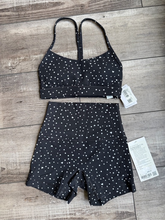 lululemon athletica Pants - Lululemon Set NWT (scattered hearts/polkadots) Align Bikers/Flow Y Bra Size 2